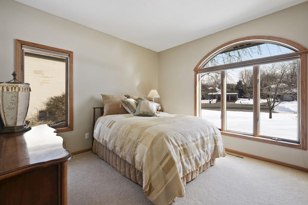 15410 Shadow Creek Road Maple Grove, MN 55311 - Photo 20 of 45 Gallery Image 20