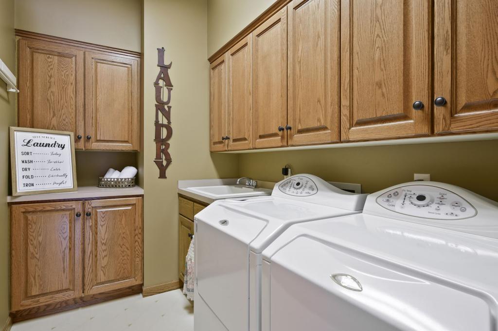 15410 Shadow Creek Road Maple Grove, MN 55311 - Photo 22 of 45 Gallery Image 22