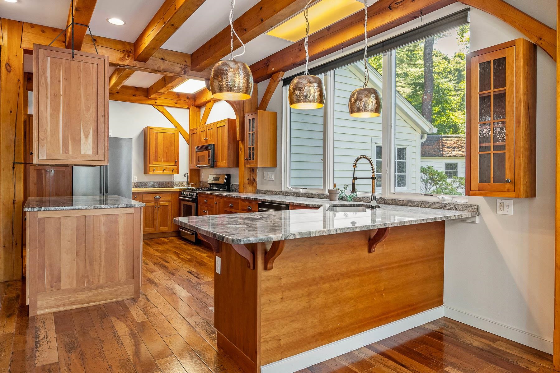 182 Winnicutt Road Stratham, NH 03885 - Photo 14 of 40