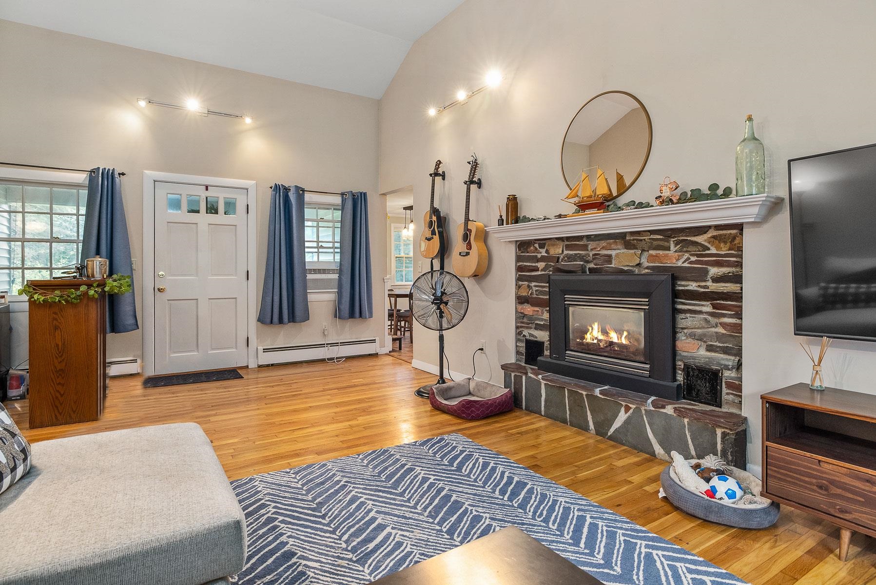 182 Winnicutt Road Stratham, NH 03885 - Photo 38 of 40