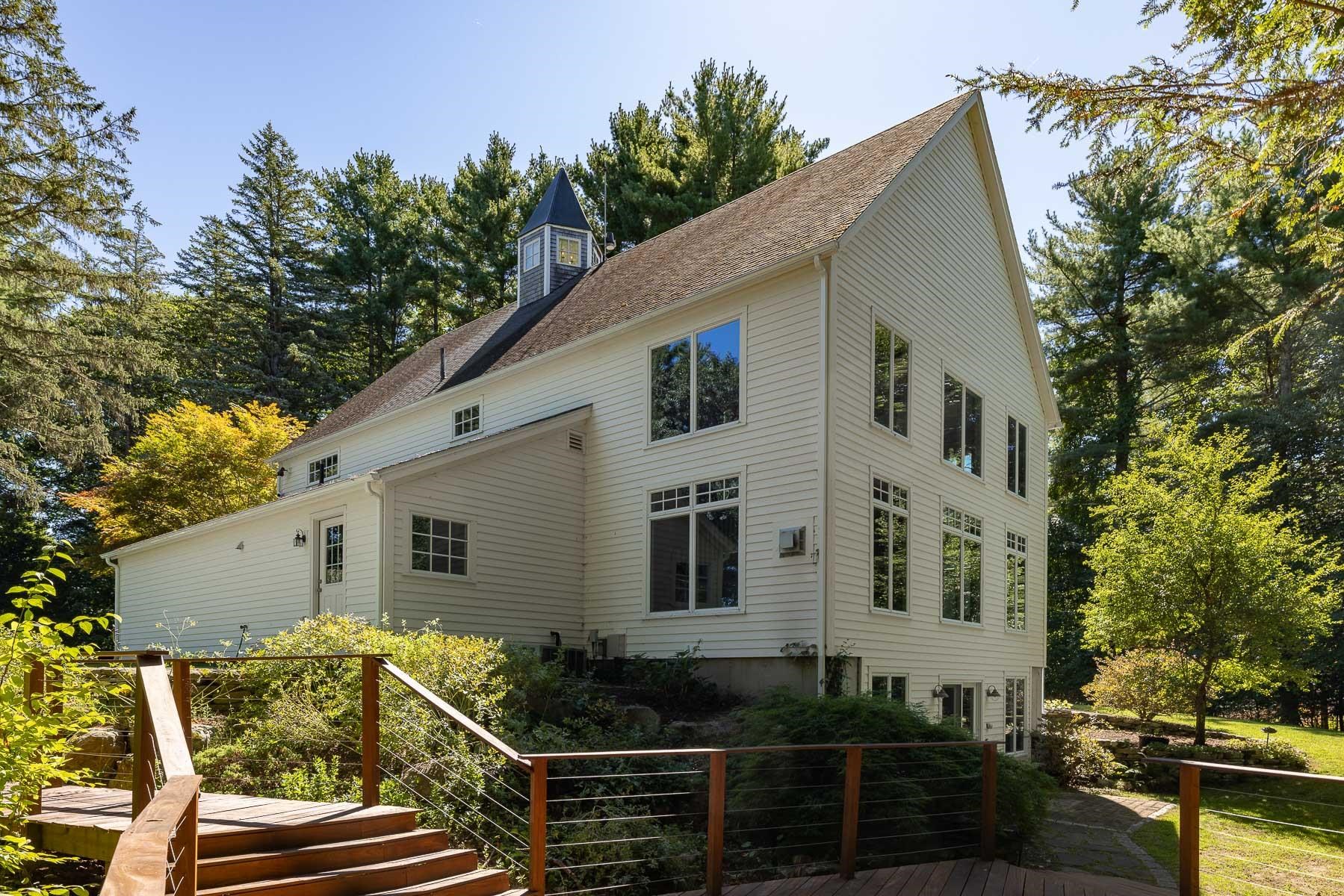 182 Winnicutt Road Stratham, NH 03885 - Photo 4 of 40
