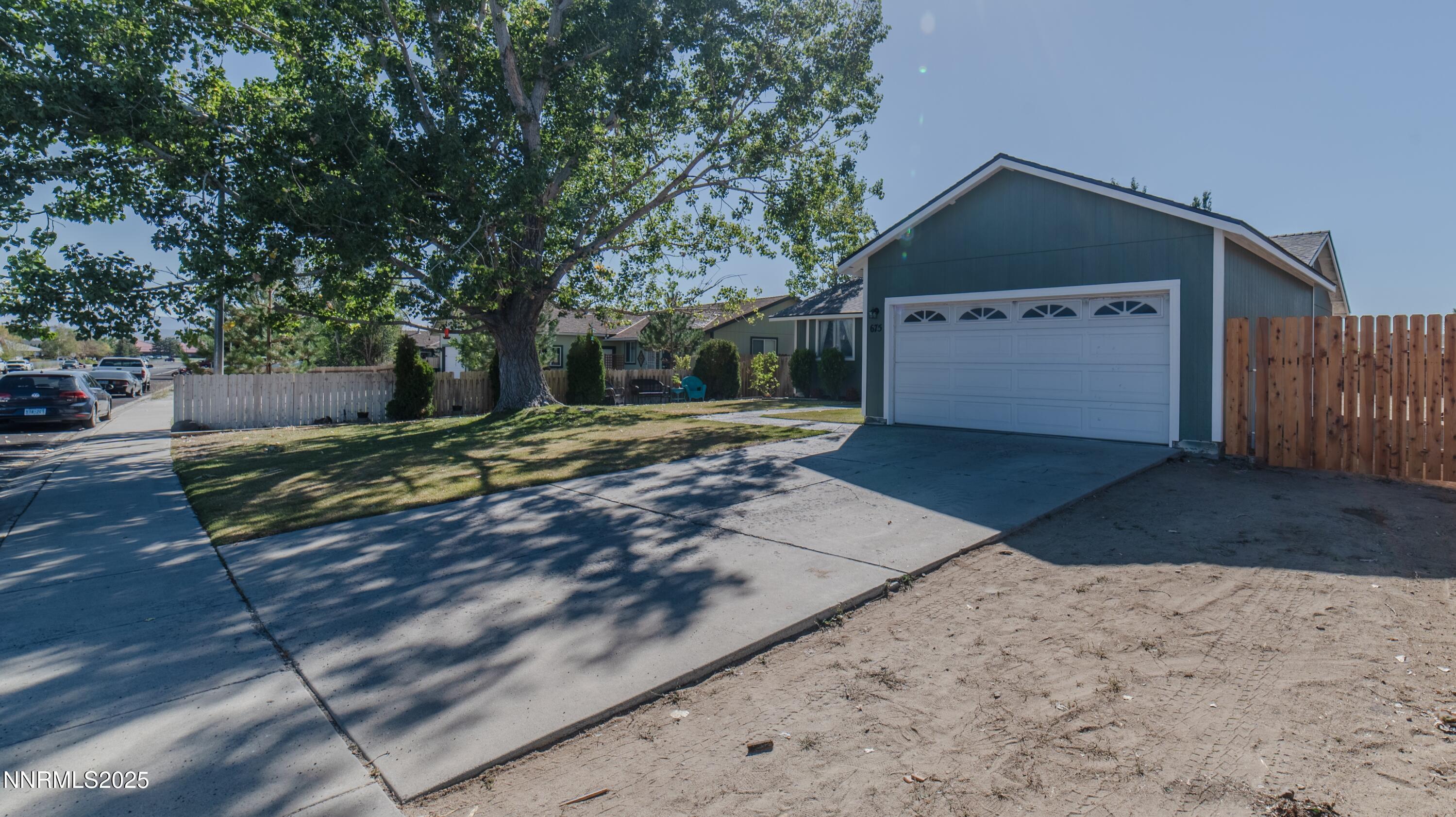 675 Long Valley Road Gardnerville, NV 89460 - Photo 3 of 9 Garage Driveway