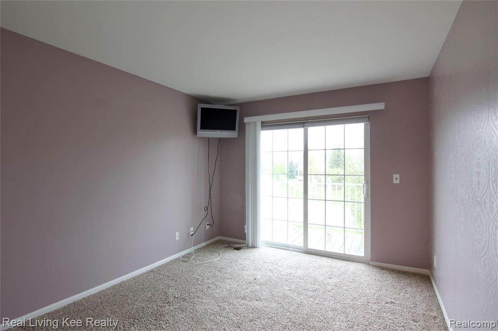 3402 Tremonte Circle, Unit 195 Rochester, MI 48306 - Photo 13 of 29