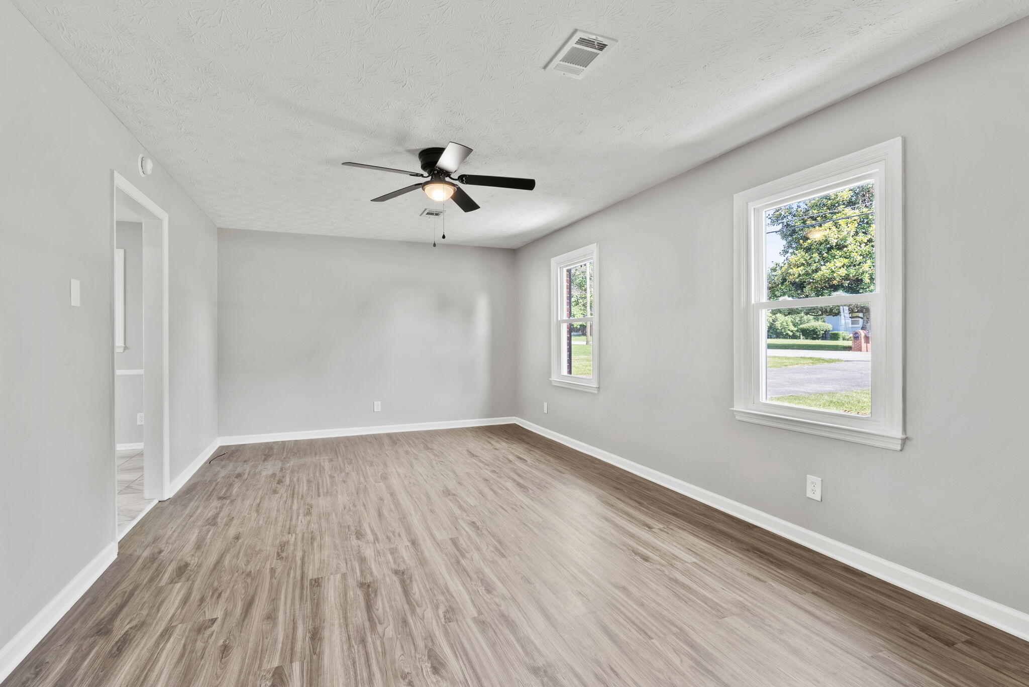 128 Cummins Ferry Road Salvisa, KY 40372 - Photo 5 of 28 5-web-or-mls-DSC03922