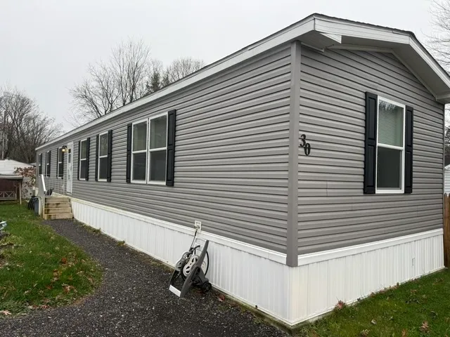 $160,000 | 30 Hill Top Circle, Richmond, VT 05477