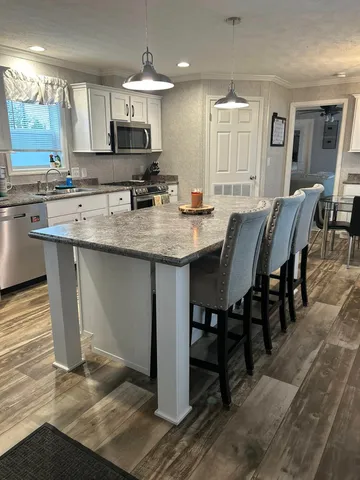 $160,000 | 30 Hill Top Circle, Richmond, VT 05477