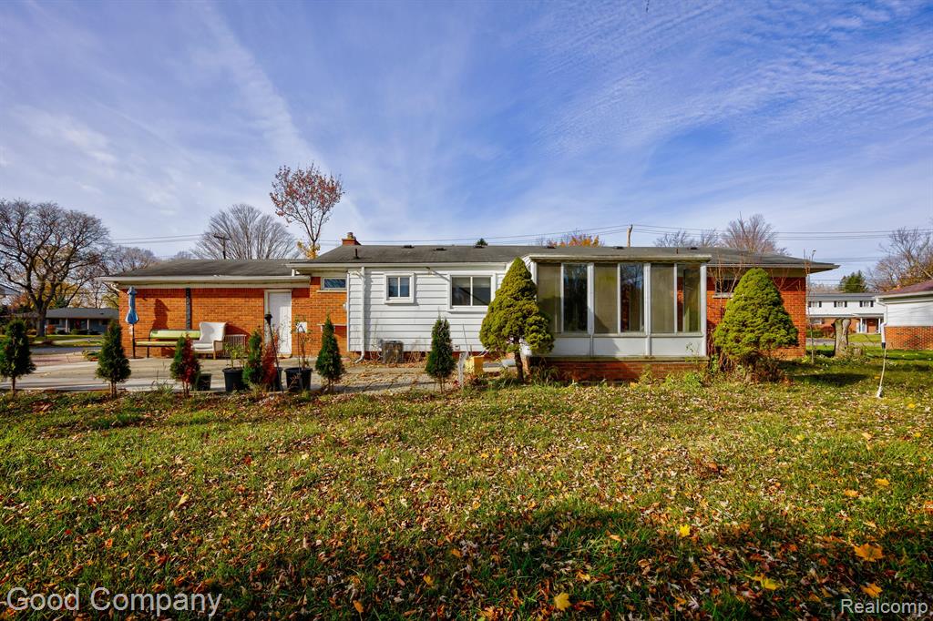 28356 Ridgebrook Road Farmington Hills, MI 48334 - Photo 41 of 44