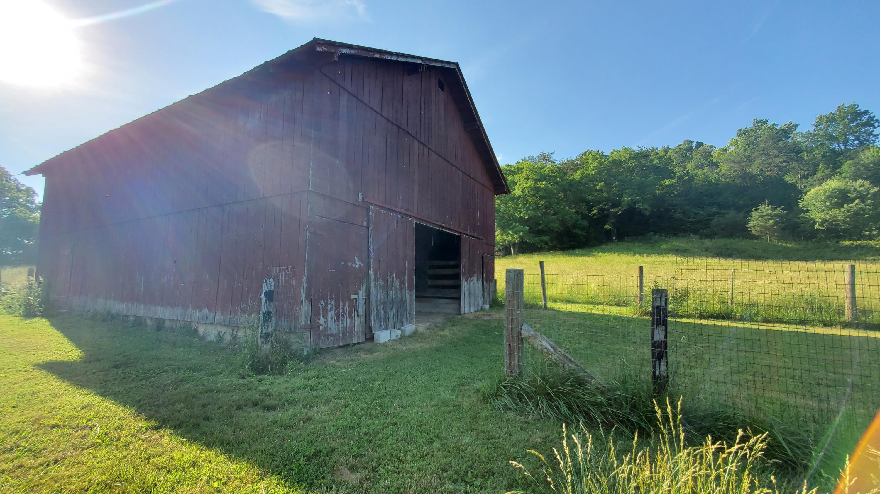 2875 Pointer Creek Road Science Hill, KY 42553 - Photo 68 of 81 2nd barn