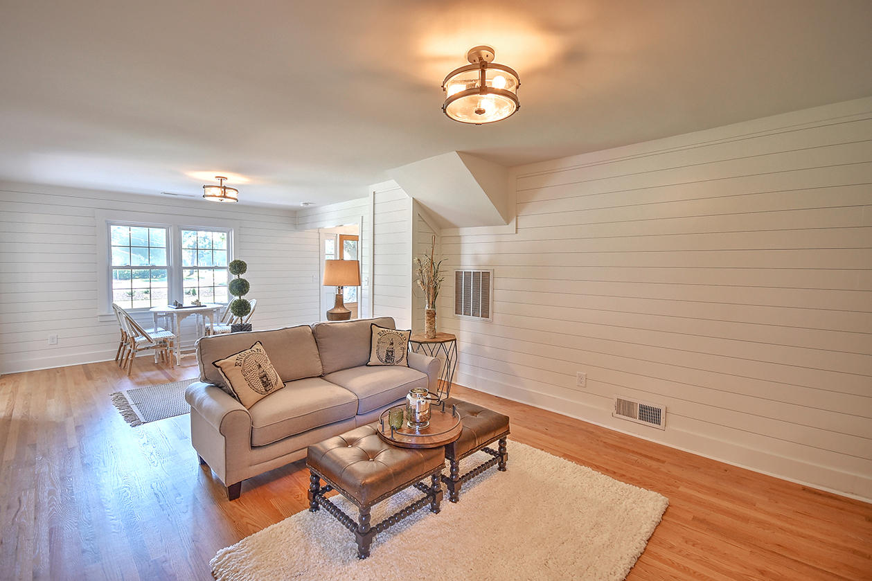 696 Pawley Road Mount Pleasant, SC 29464 - Photo 8 of 35 DSC_8083_4_5