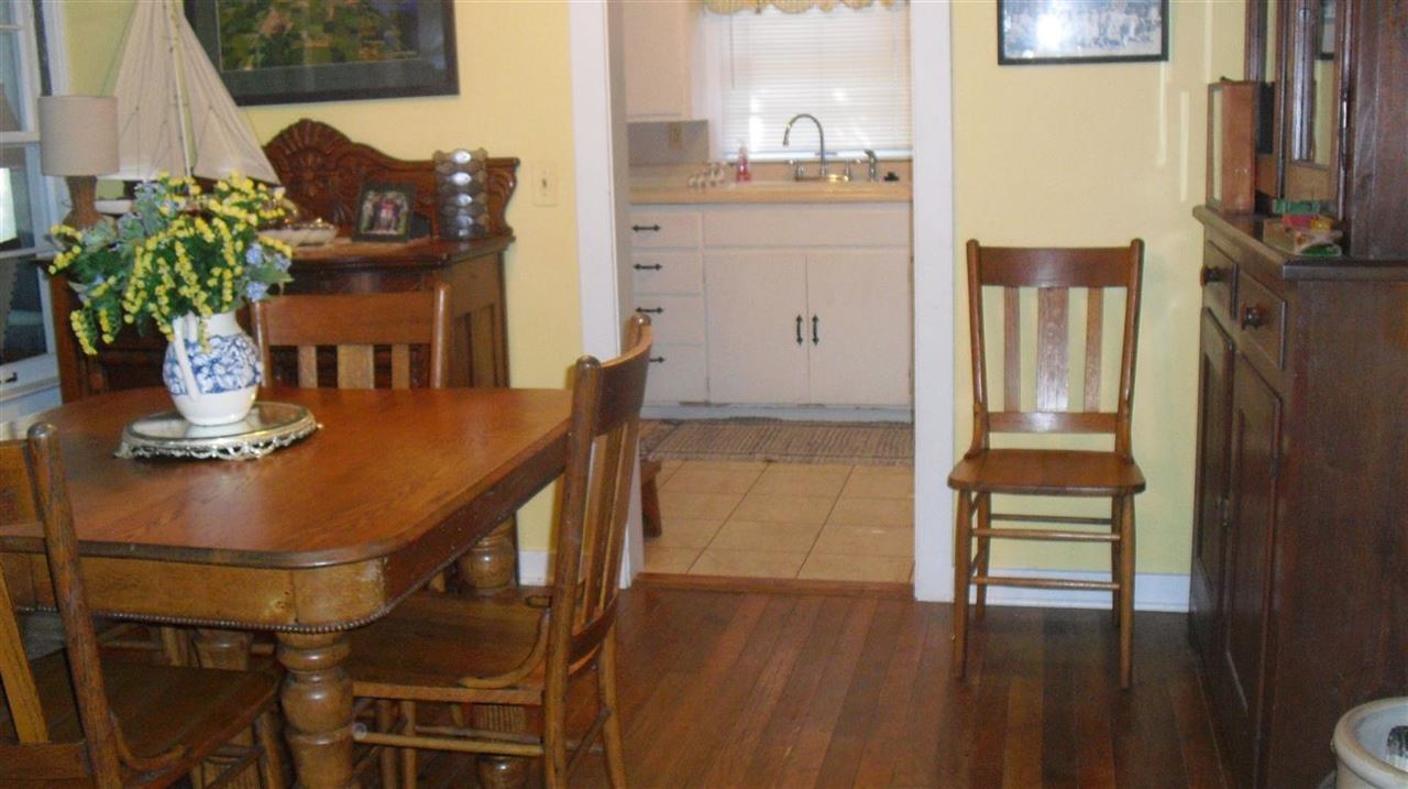 575 East Lake View Road Syracuse, IN 46567 - Photo 8 of 25 Gallery Image 8