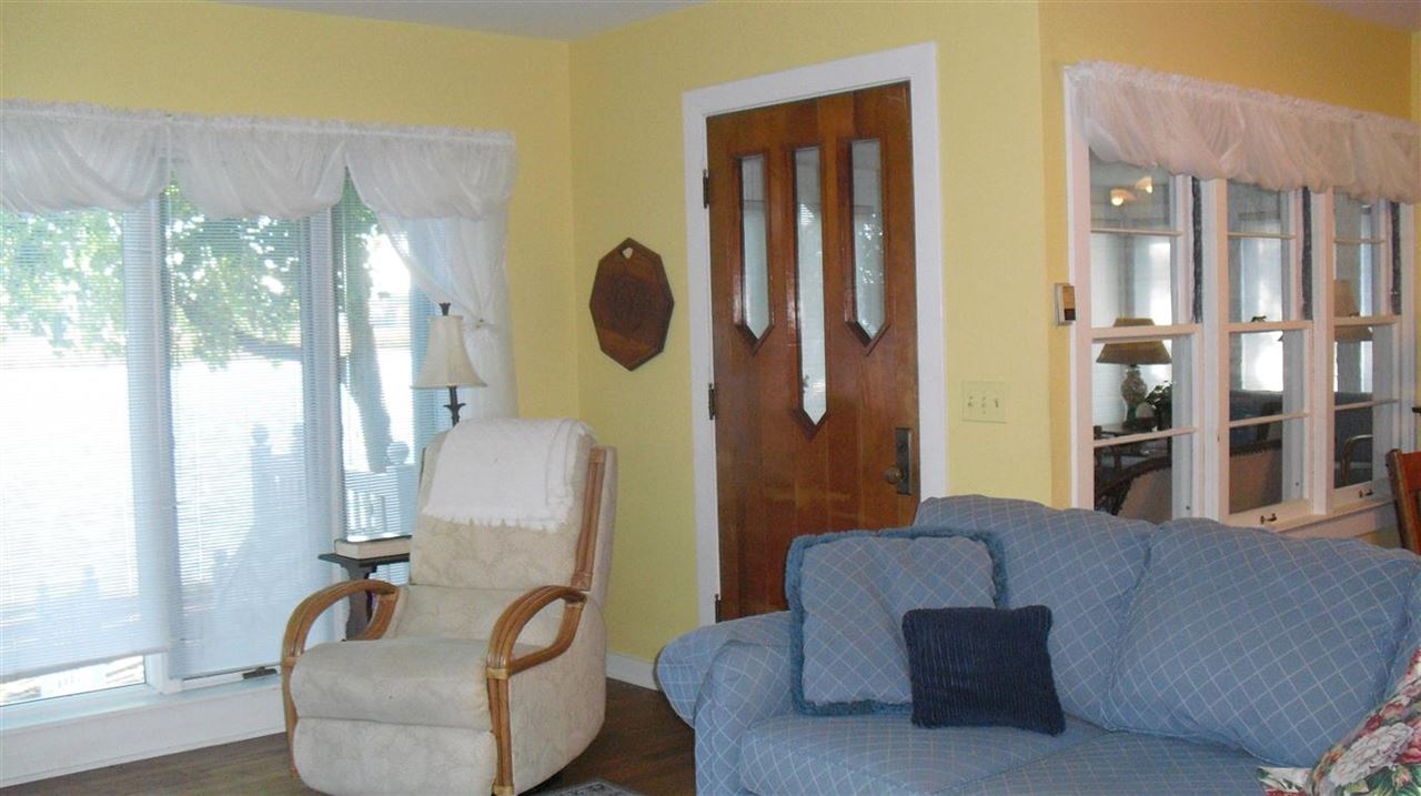 575 East Lake View Road Syracuse, IN 46567 - Photo 9 of 25 Gallery Image 9