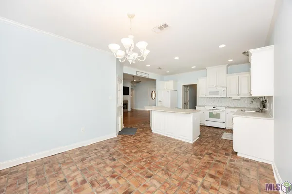 $319,900 | 12485 Timberwood Drive, Walker, LA 70785