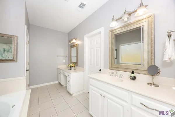 $319,900 | 12485 Timberwood Drive, Walker, LA 70785