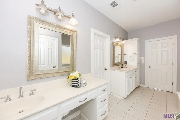 $319,900 | 12485 Timberwood Drive, Walker, LA 70785
