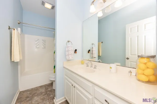 $319,900 | 12485 Timberwood Drive, Walker, LA 70785