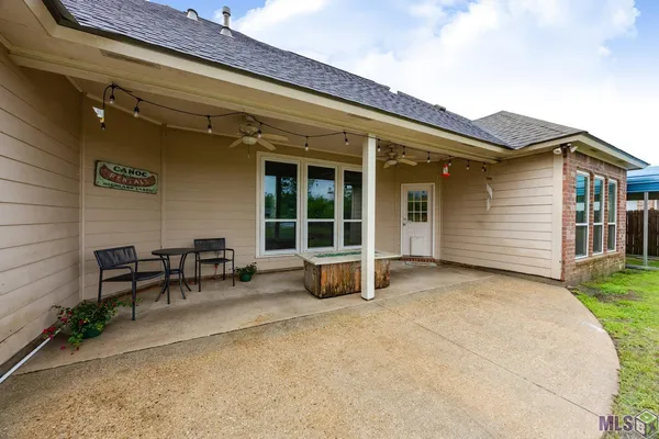 $319,900 | 12485 Timberwood Drive, Walker, LA 70785