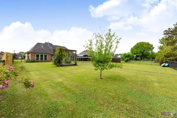 $319,900 | 12485 Timberwood Drive, Walker, LA 70785