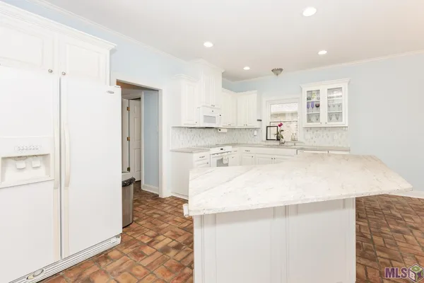 $319,900 | 12485 Timberwood Drive, Walker, LA 70785