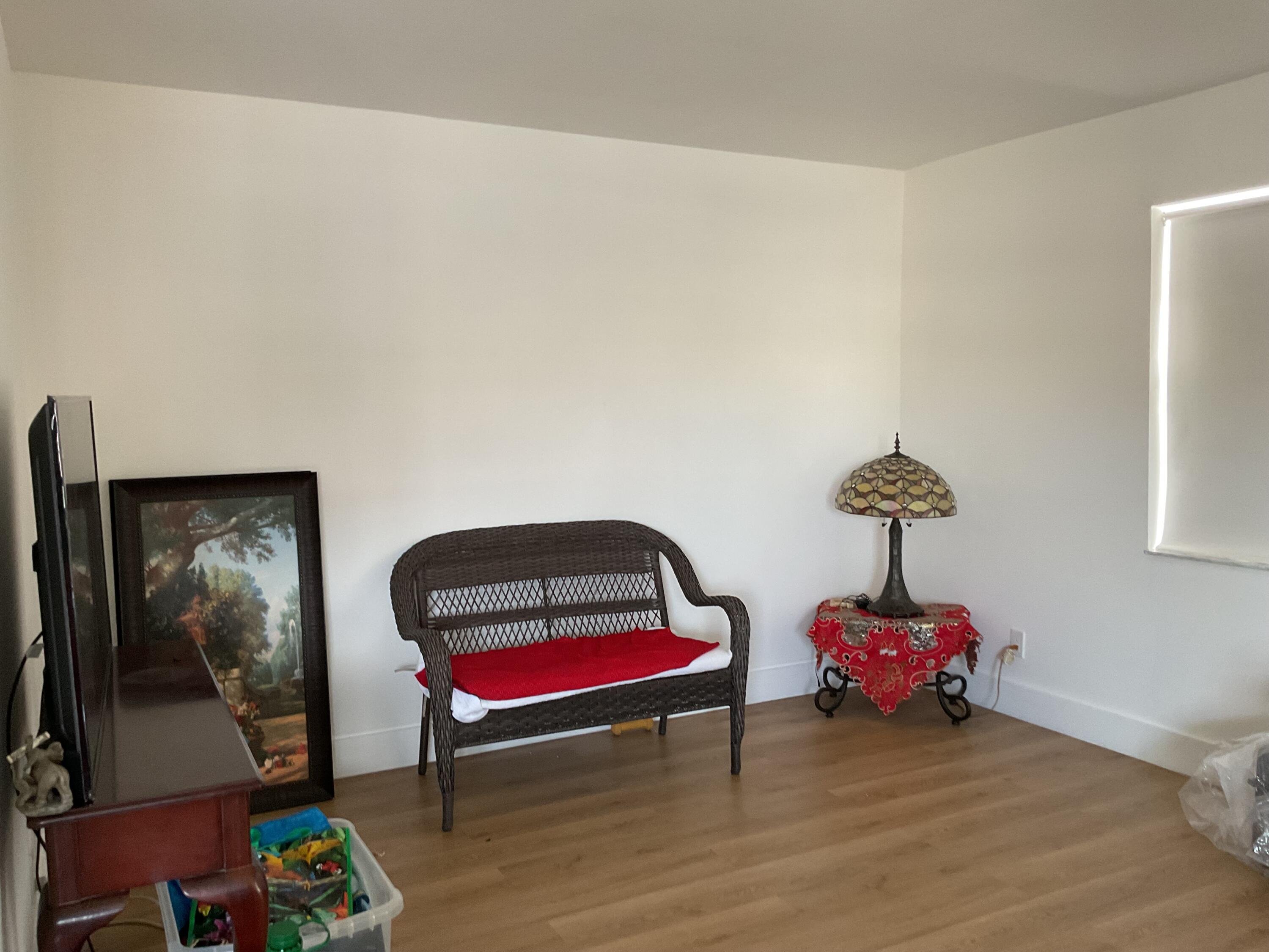 473 Capri G, Unit J Delray Beach, FL 33484 - Photo 5 of 11 IMG_0256