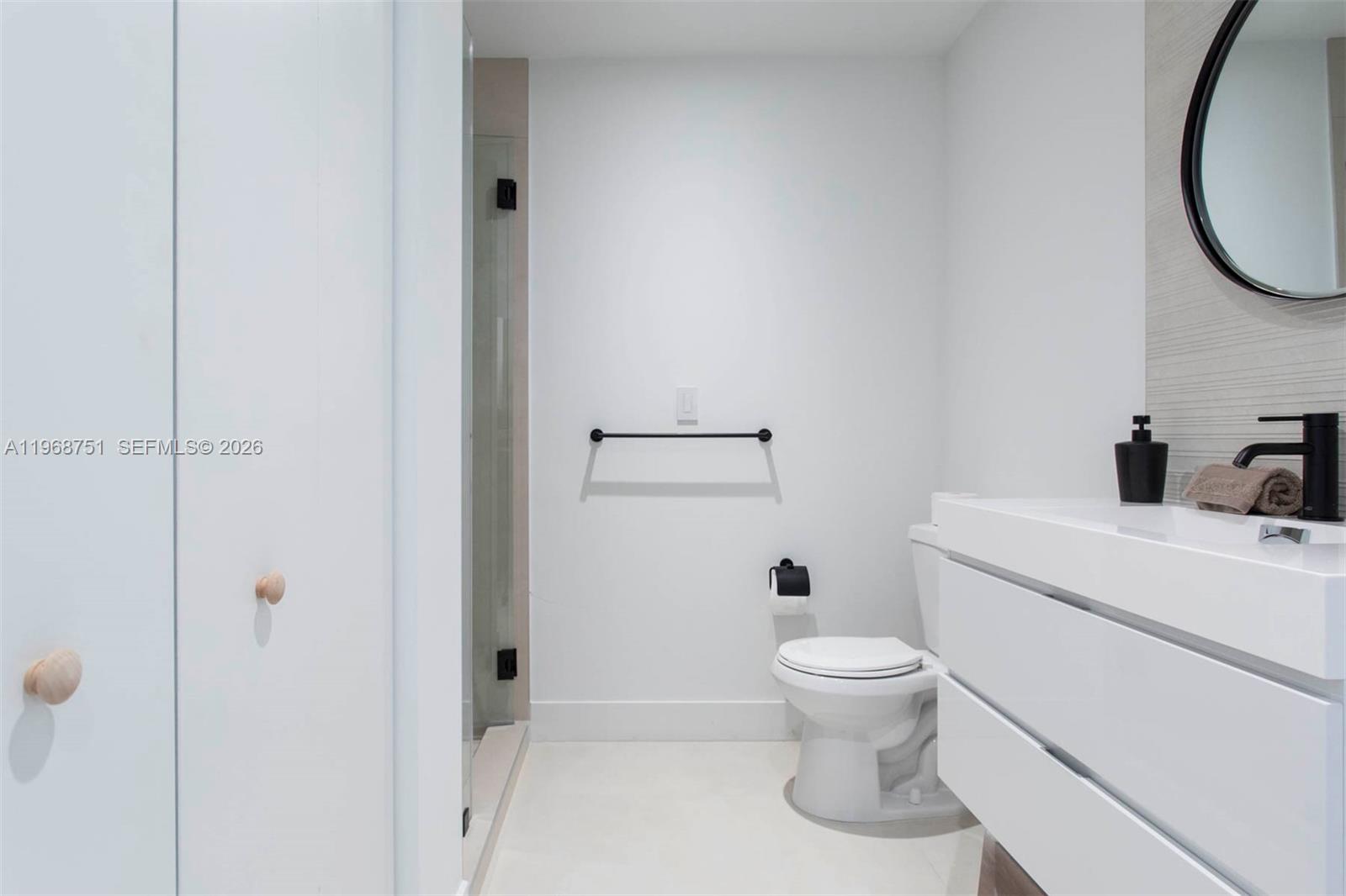 900 Biscayne Boulevard, Unit 4307 Miami, FL 33132 - Photo 16 of 17