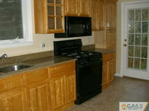 67 Spring Street Metuchen, NJ 08840 - Photo 7 of 8 Gallery Image 7