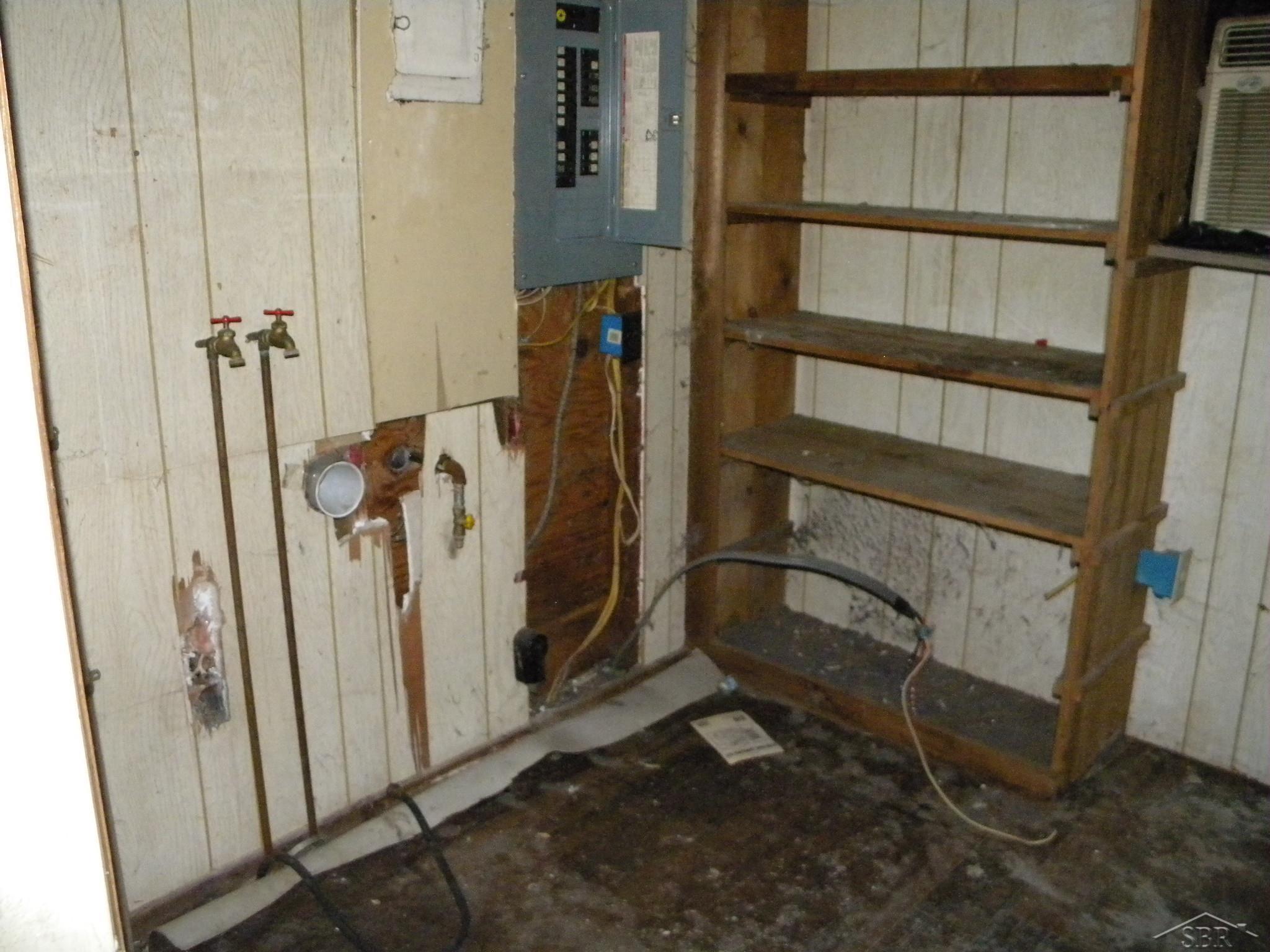 3612 Kaiser Road Pinconning, MI 48650 - Photo 16 of 26 50110014-15.JPG