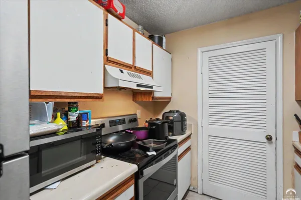 $215,000 | 4015 Overland Drive, Lawrence, KS 66049