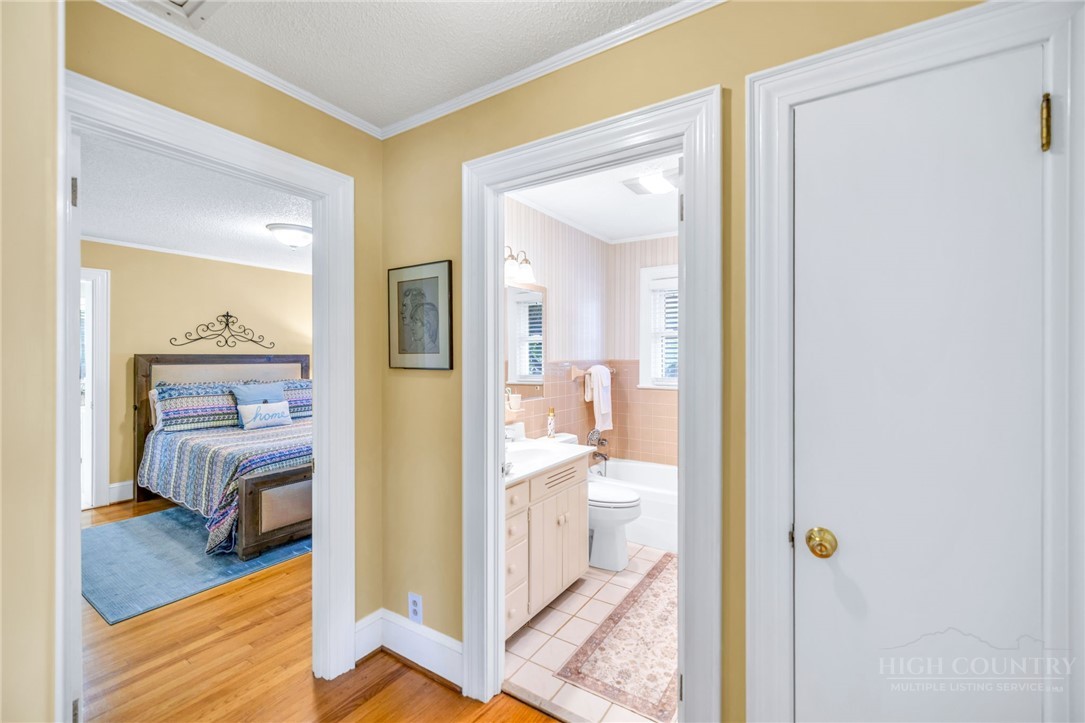 201 Reno Road West Jefferson, NC 28694 - Photo 23 of 45