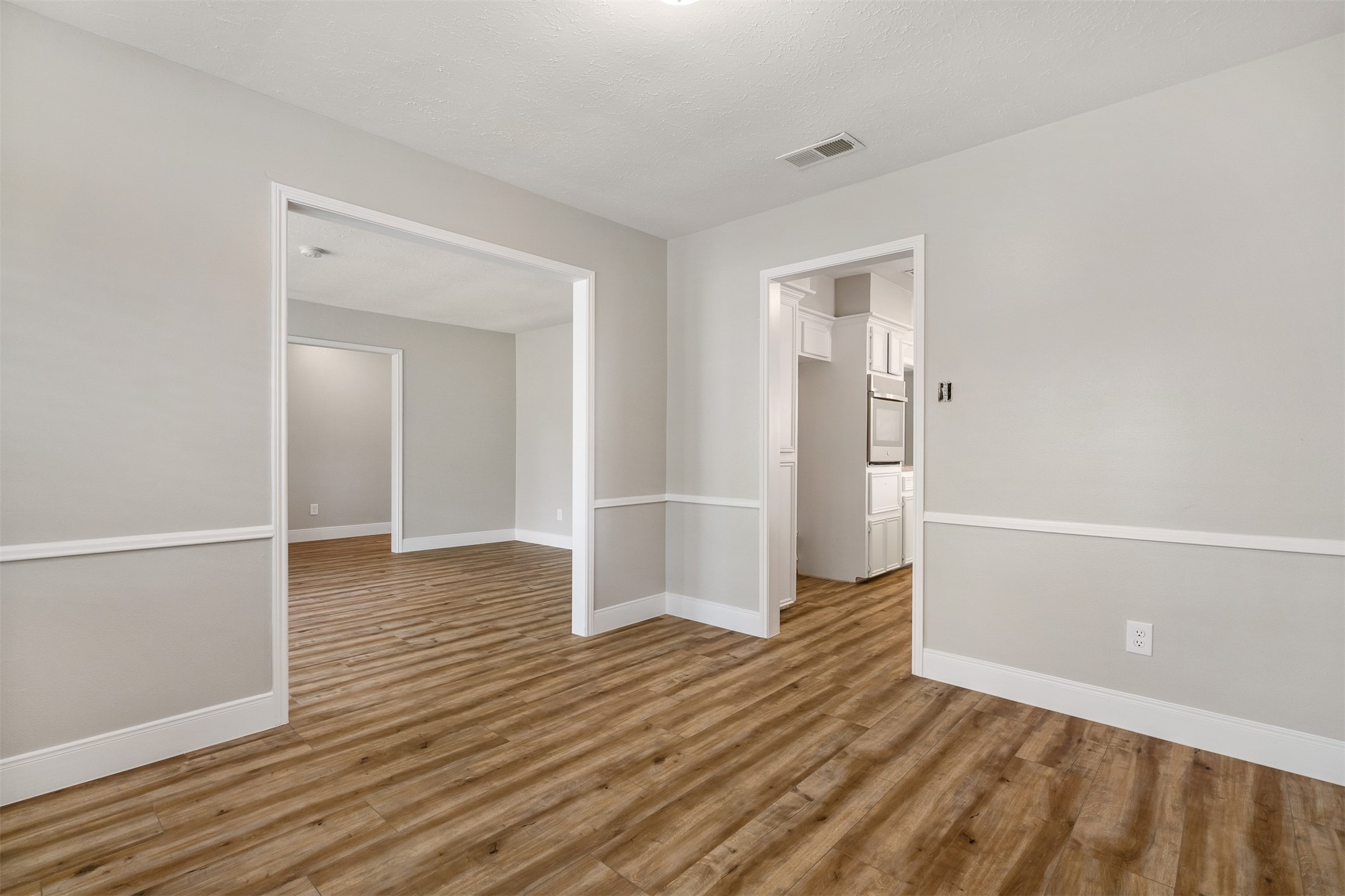 25519 Many Oak Drive Spring, TX 77380 - Photo 7 of 33