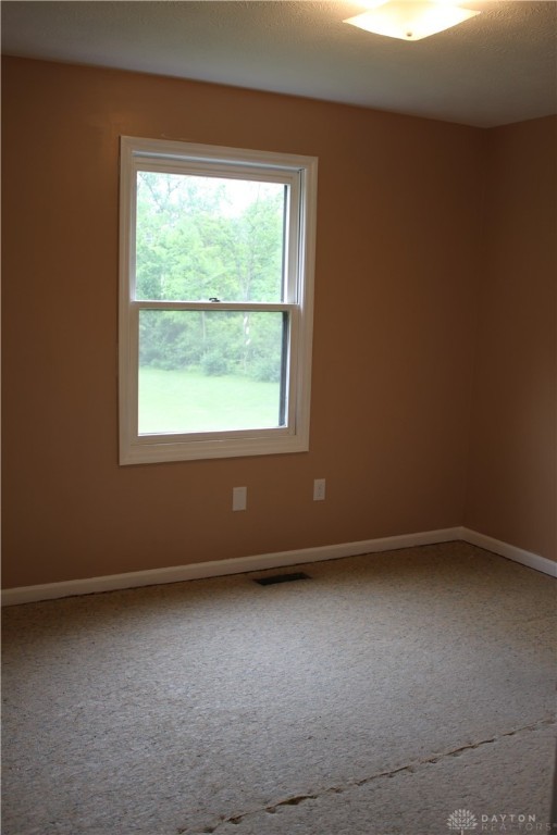 2029 Hanes Road Beavercreek, OH 45432 - Photo 16 of 30