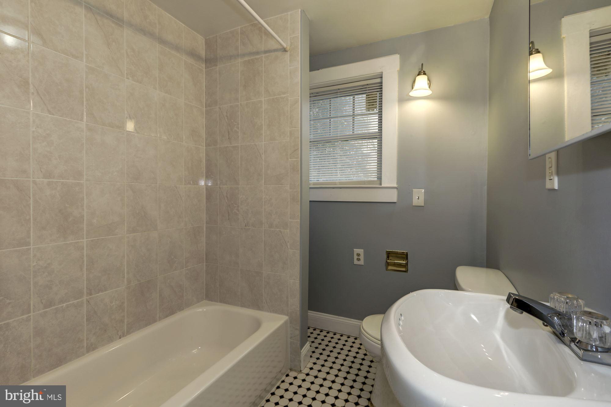 811 Thayer Avenue, Unit 2 Silver Spring, MD 20910 - Photo 14 of 30 Master Bathroom