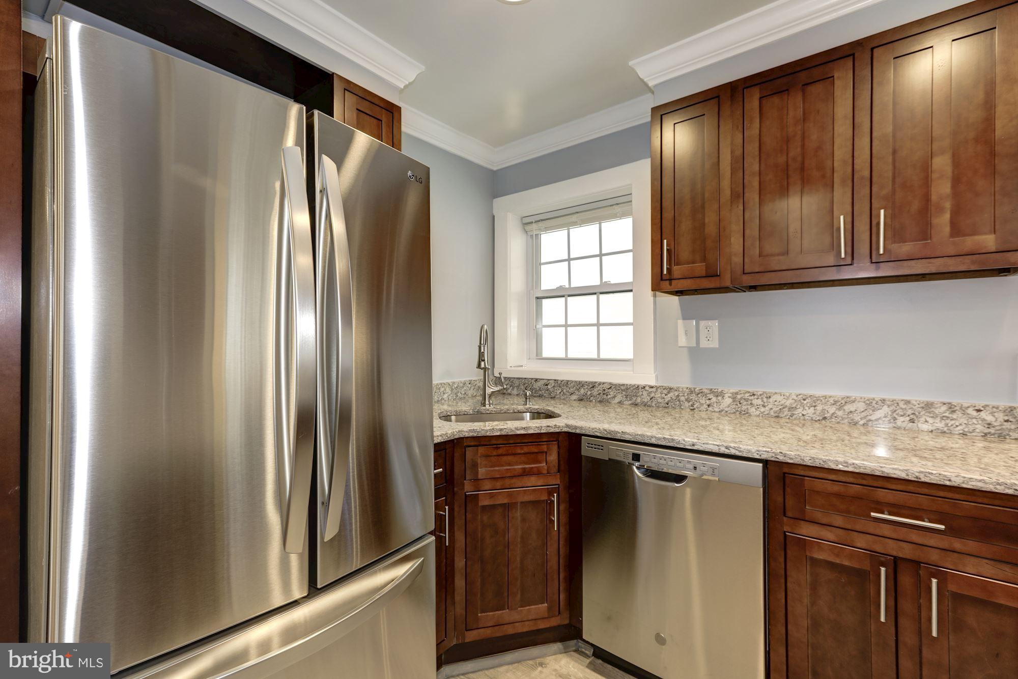 811 Thayer Avenue, Unit 2 Silver Spring, MD 20910 - Photo 4 of 30 Kitchen