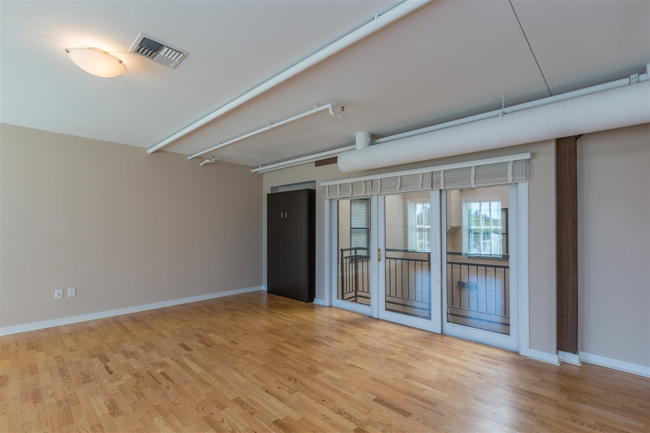 315 West Riverside Avenue, Unit 404 Spokane, WA 99201 - Photo 8 of 20