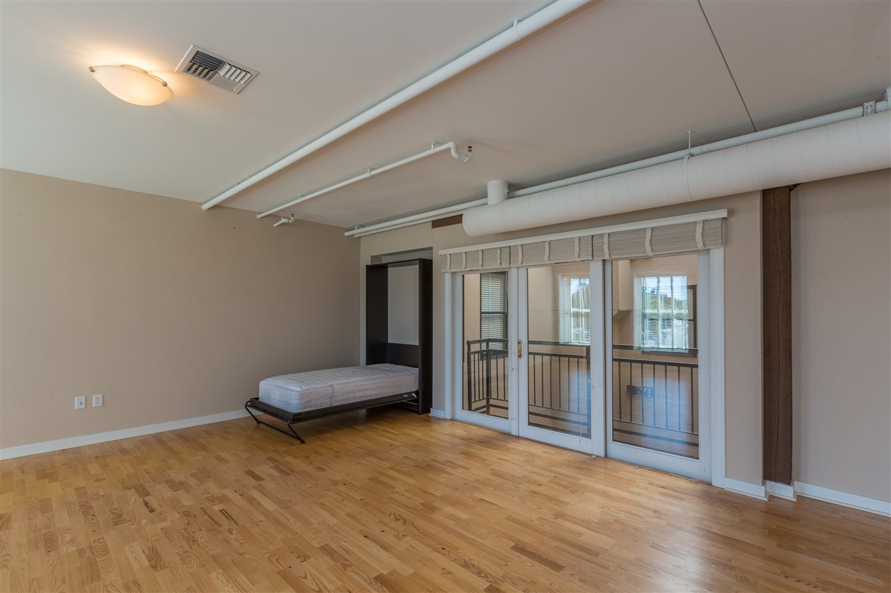 315 West Riverside Avenue, Unit 404 Spokane, WA 99201 - Photo 9 of 20