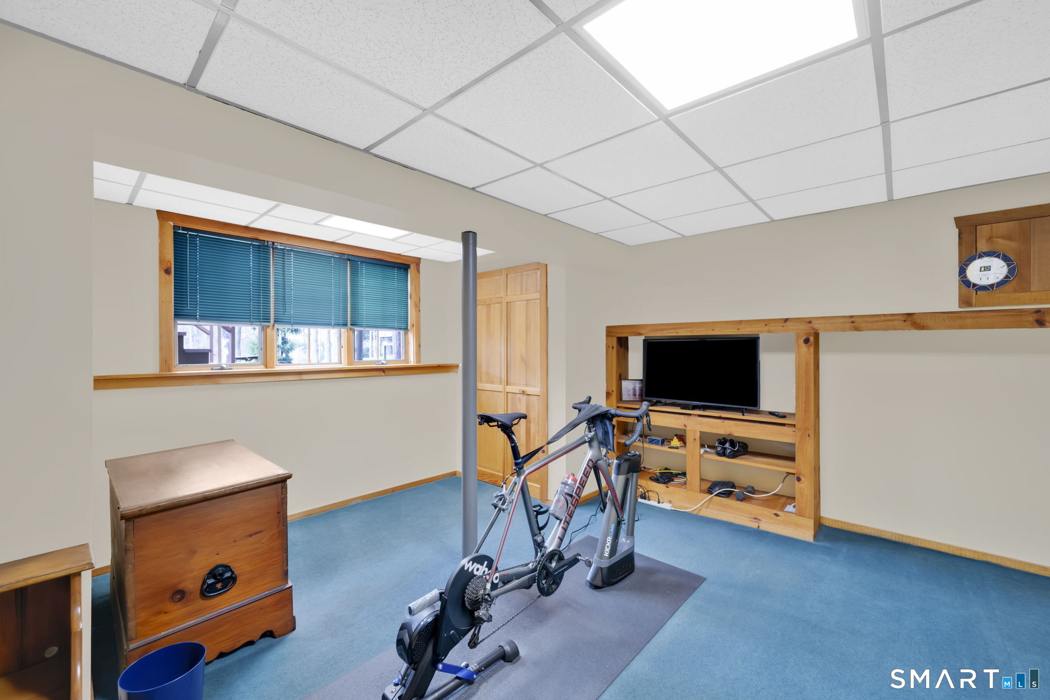260 West Street Hebron, CT 06248 - Photo 34 of 40 a view of a livingroom with workspace and a window