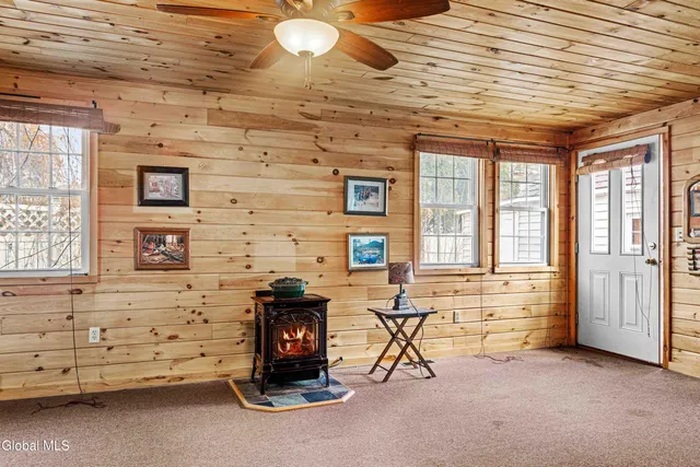 $169,000 | 35 Coleman Avenue, Hudson Falls, NY 12839