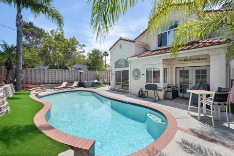 $945,000 | 4216 Conquistador, Oceanside, CA 92056