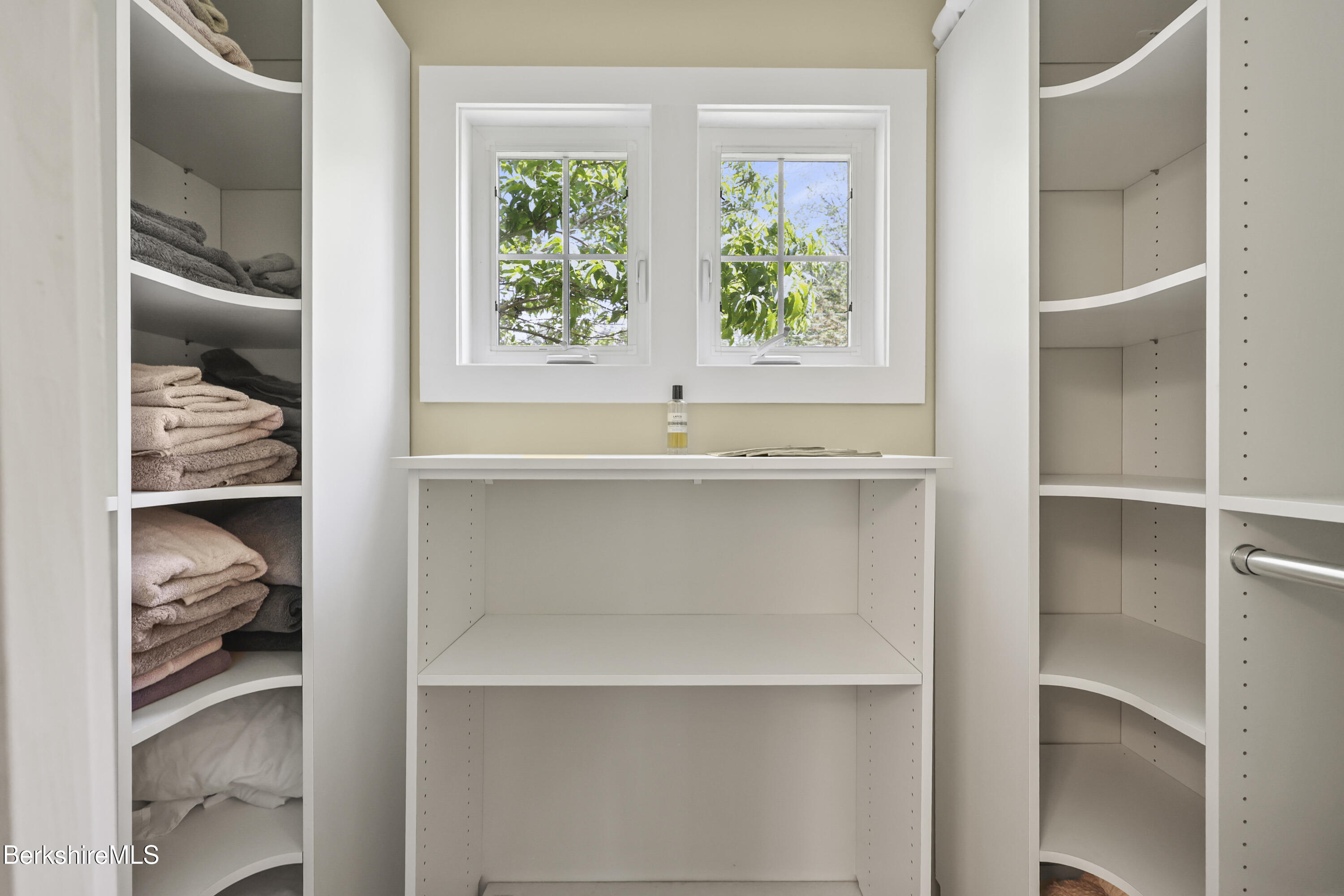 22 Goodrich Street Stockbridge, MA 01262 - Photo 21 of 29 120 Primary Bedroom Closet