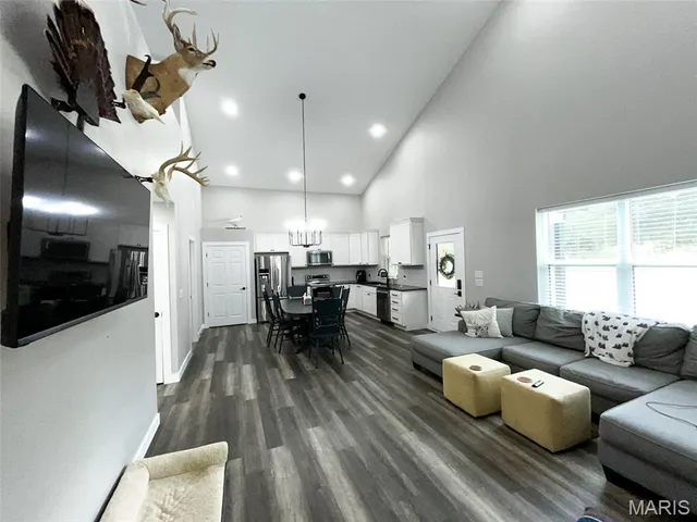 $821,000 | 3547 Hwy Jj, Moberly, MO 65270