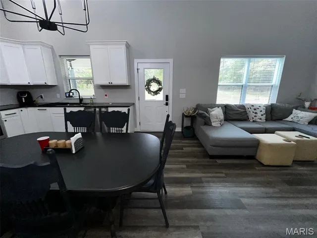 $821,000 | 3547 Hwy Jj, Moberly, MO 65270