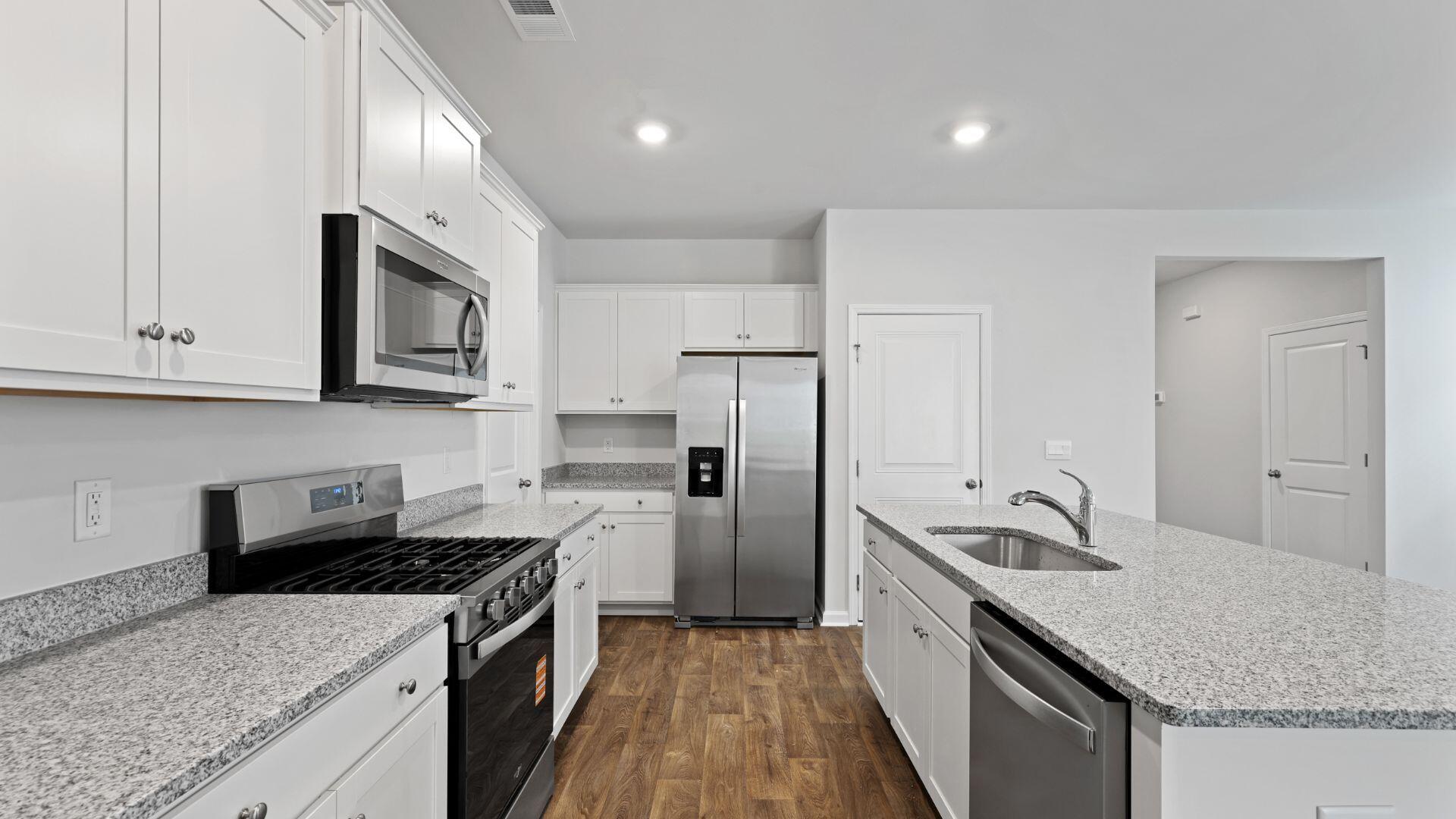 800 Long Blf Road Summerville, SC 29486 - Photo 4 of 33 27_550a2551