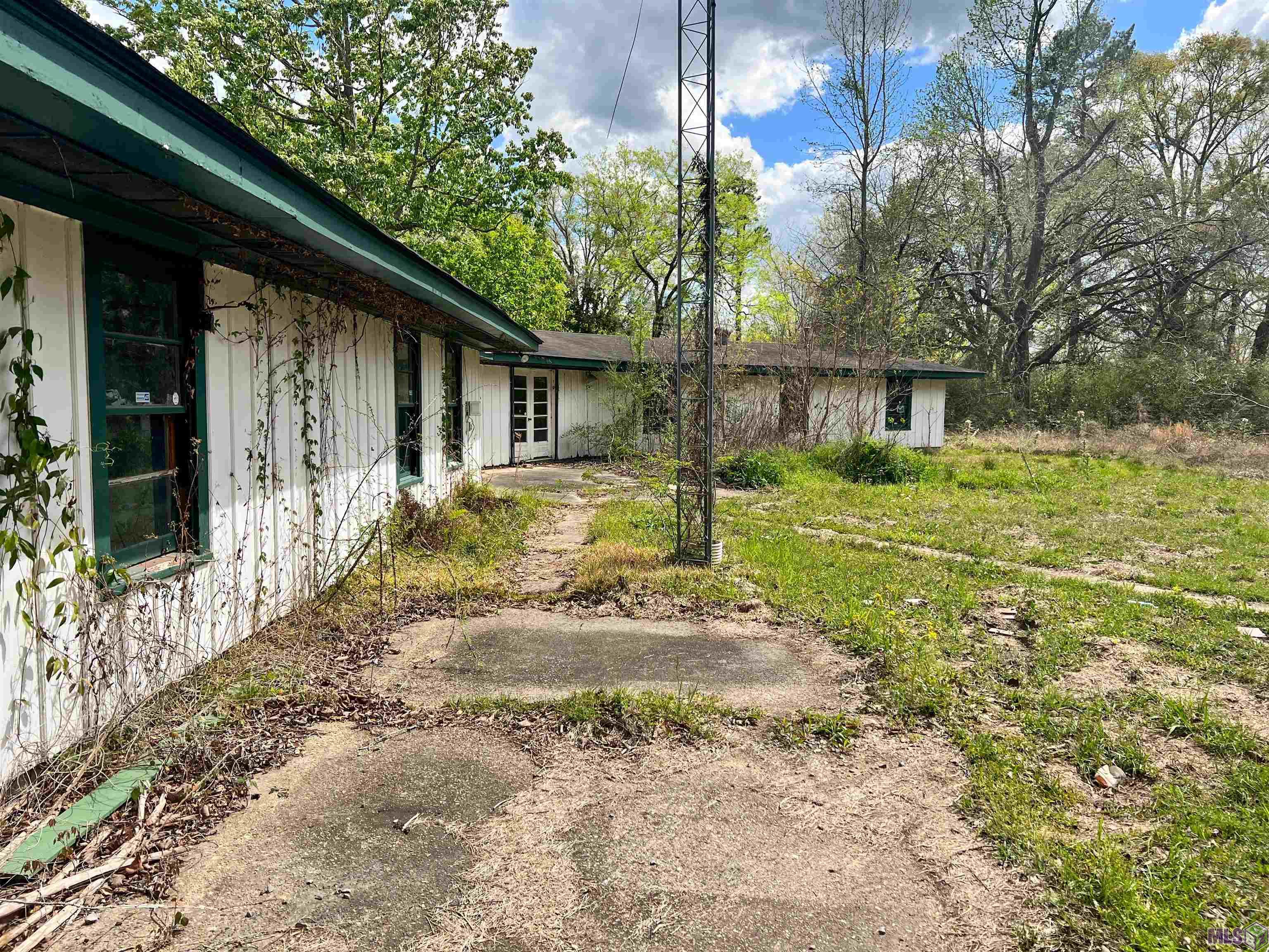 19675 Plank Road Zachary, LA 70791 - Photo 9 of 25 Gallery Image 9