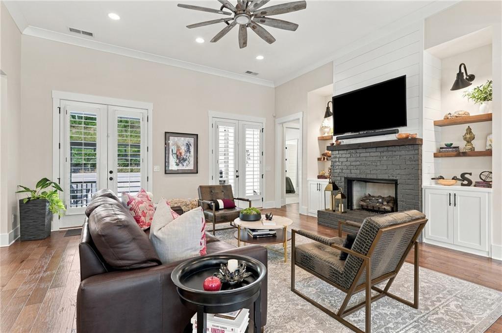 565 Mountain Road Woodstock, GA 30188 - Photo 19 of 48 Gallery Image 19