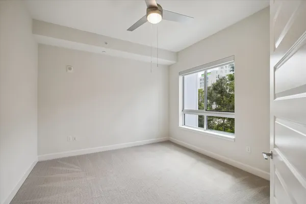$5,103 | 2000 Hughes Landing Boulevard, Unit 339, The Woodlands, TX 77380
