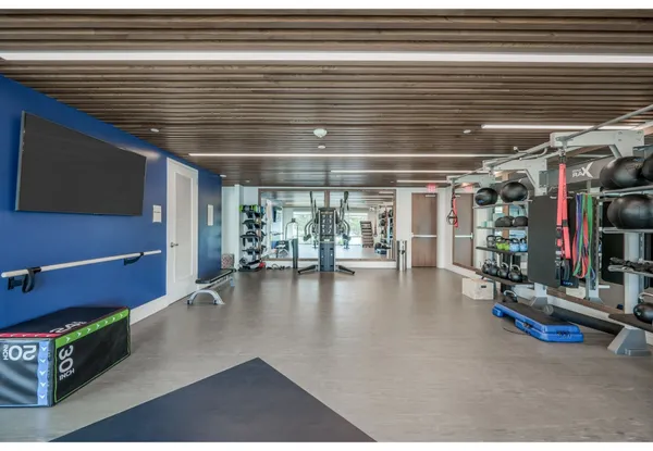 $5,103 | 2000 Hughes Landing Boulevard, Unit 339, The Woodlands, TX 77380