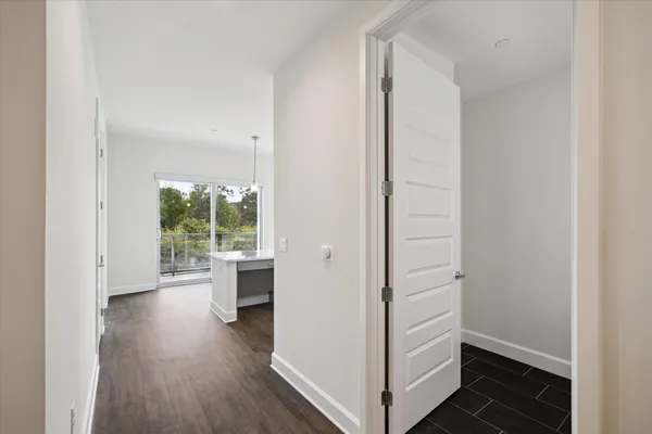 $5,103 | 2000 Hughes Landing Boulevard, Unit 339, The Woodlands, TX 77380