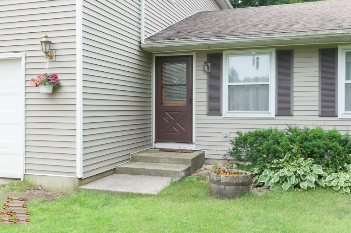 42681 82nd Avenue Decatur, MI 49045 - Photo 33 of 34 82nd RE-12