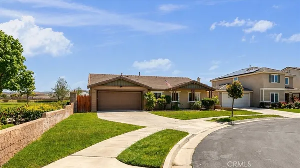 $499,999 | 279 Alverstone Street, Hemet, CA 92543