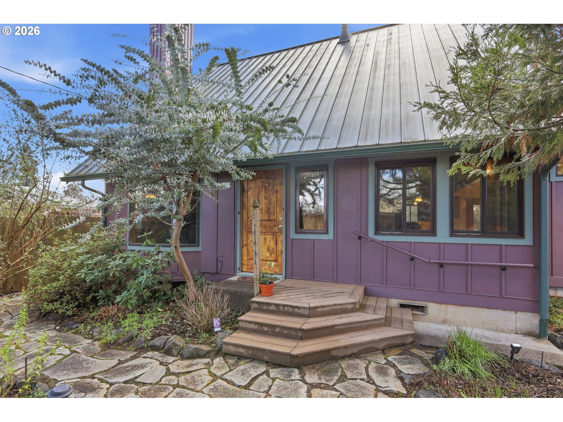 2096 1/2 Arthur Street Eugene, OR 97405 - Photo 1 of 48