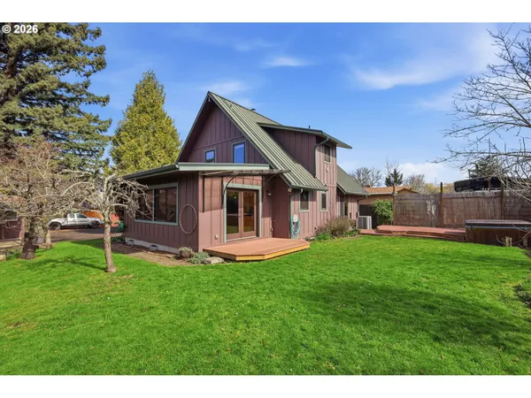 $499,900 | 2096 1/2 Arthur Street, Eugene, OR 97405